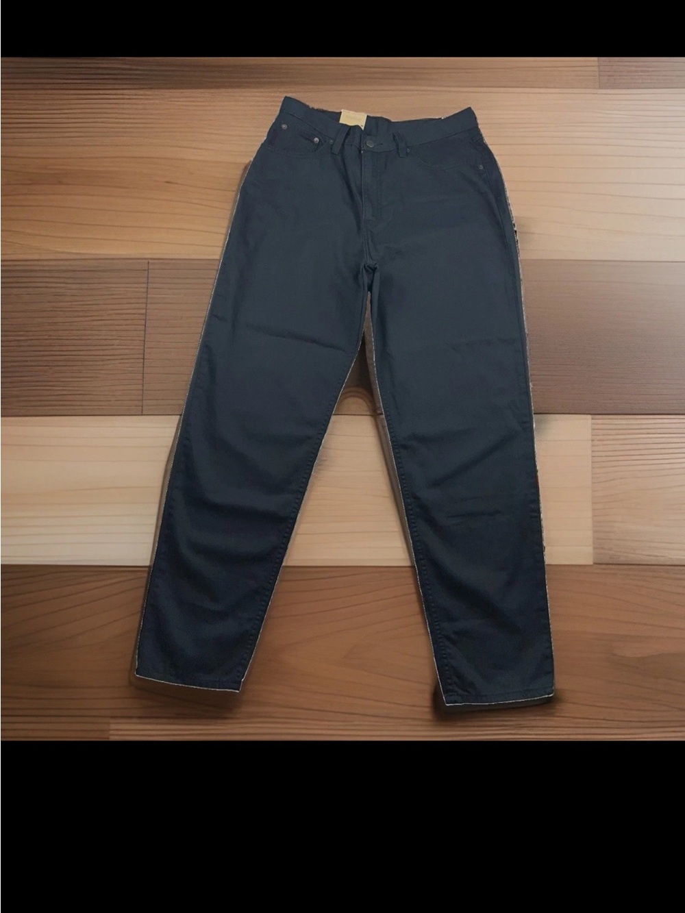Levi’s 80s High Waisted Mom Jeans Dark Wash Taper 31x30 A35061821 5 Pocket